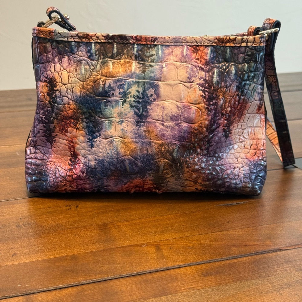 Brahmin Clutch in Parrish Melbourne • Embossed Leather